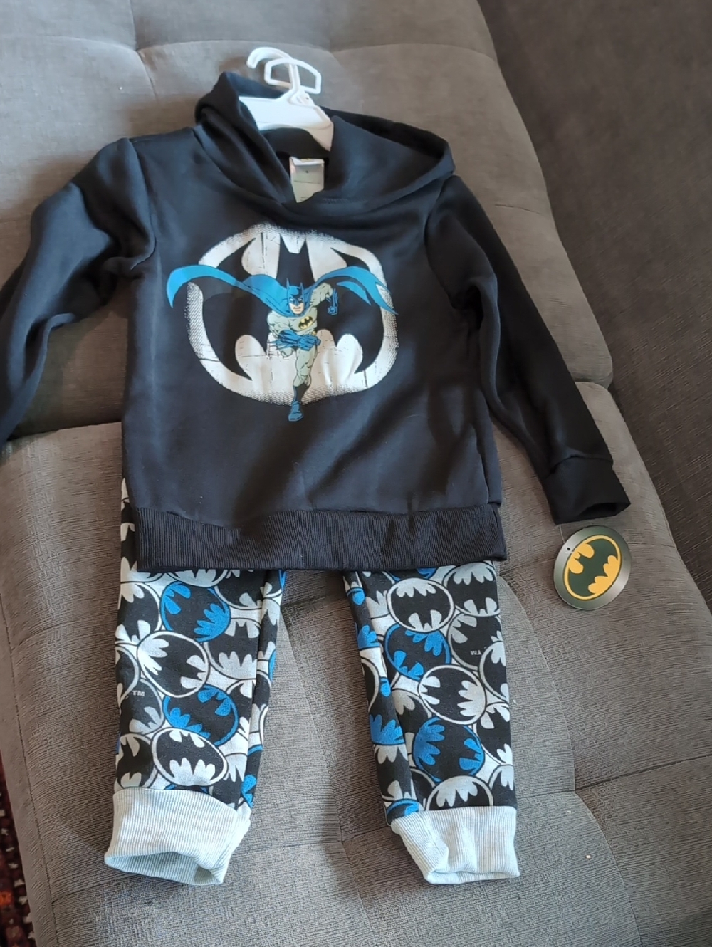 Boys Size 6 Batman Hoodie NWT